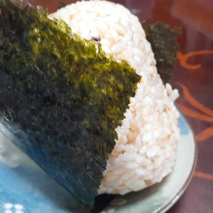 さばフレークとマヨ醤油おかかおにぎり☆